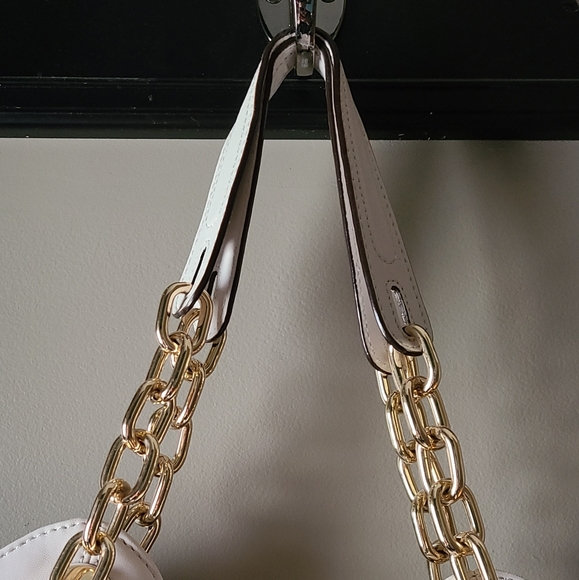 Michael Kors Handbag - Picture 3 of 4